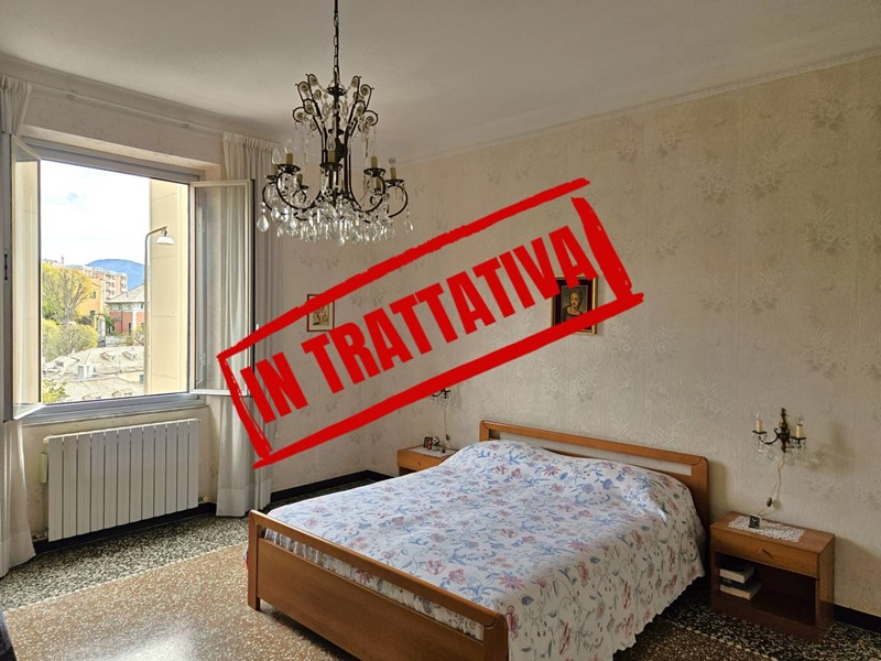 Appartamento in Vendita a Genova, 60'000&euro;, 68 m²