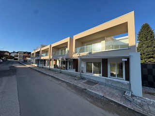 Villa in Vendita a Cantù, 439'000&euro;, 152 m²