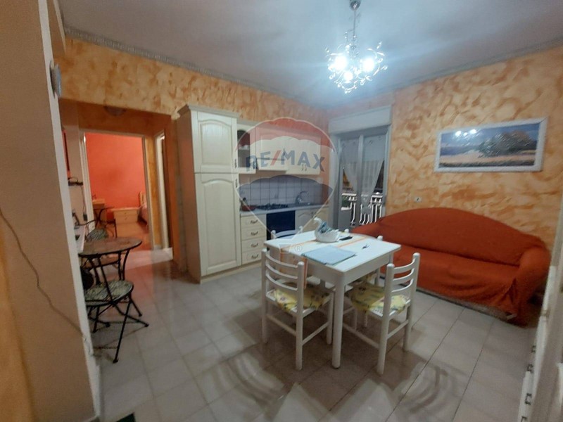 Monolocale in Vendita a Calatabiano, 40'000&euro;, 43 m²