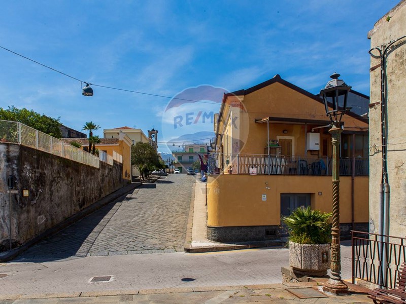 Terreno edificabile in Vendita a Piedimonte Etneo, 99'000&euro;, 6000 m²