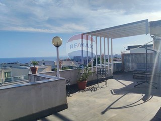 Appartamento in Vendita a Catania, 280'000€, 150 m²
