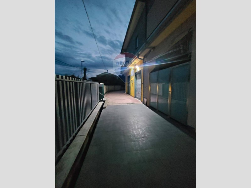 Box in Vendita a San Giovanni la Punta, 45'000&euro;, 29 m²