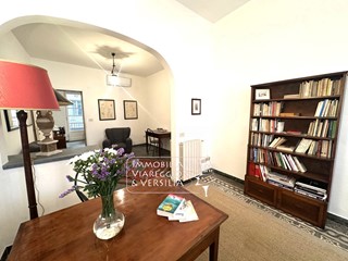 Quadrilocale in Vendita a Pietrasanta, 420'000&euro;, 85 m²