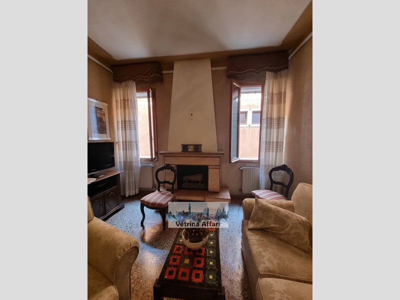 Appartamento in Vendita a Venezia, 485'000&euro;, 128 m²