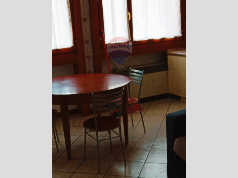 Bilocale in Affitto a Milano, 850€, 53 m²