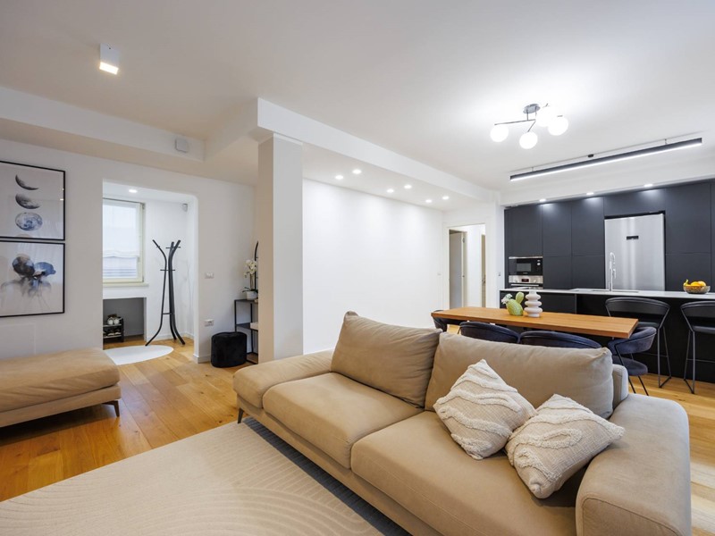 Appartamento in Vendita a Chivasso, 450'000&euro;, 123 m²