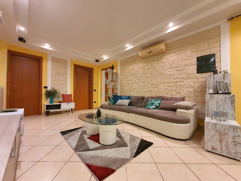 Trilocale in Affitto a Catanzaro, 550&euro;, 75 m²