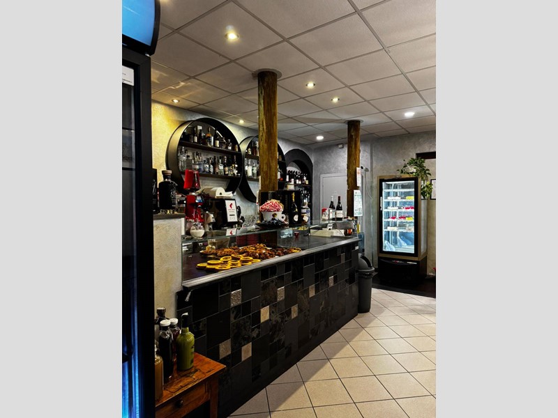 Attività commerciale in Vendita a Scarperia e San Piero, 180'000&euro;, 90 m²