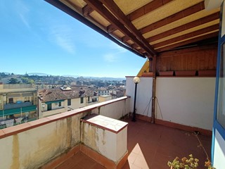 Attico in Vendita a Firenze, 395'000&euro;, 120 m²