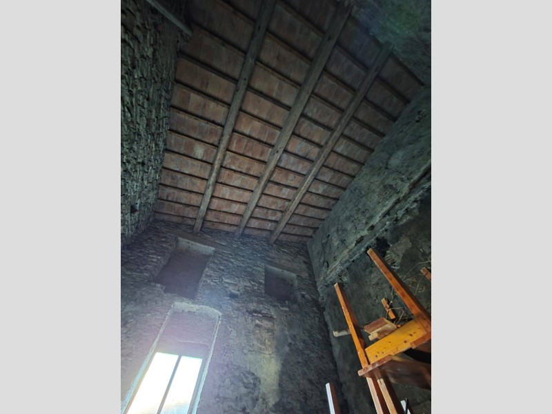 Villetta a schiera in Vendita a Calenzano, 70'000&euro;, 45 m²