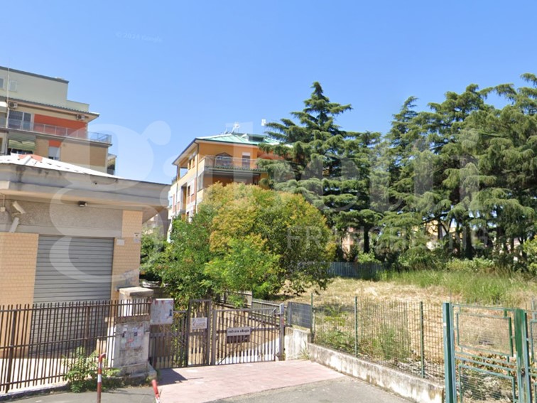Box in Vendita a Roma, 28'000&euro;, 16 m²