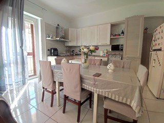 Quadrilocale in Vendita a San Severo, 128'000&euro;, 122 m²