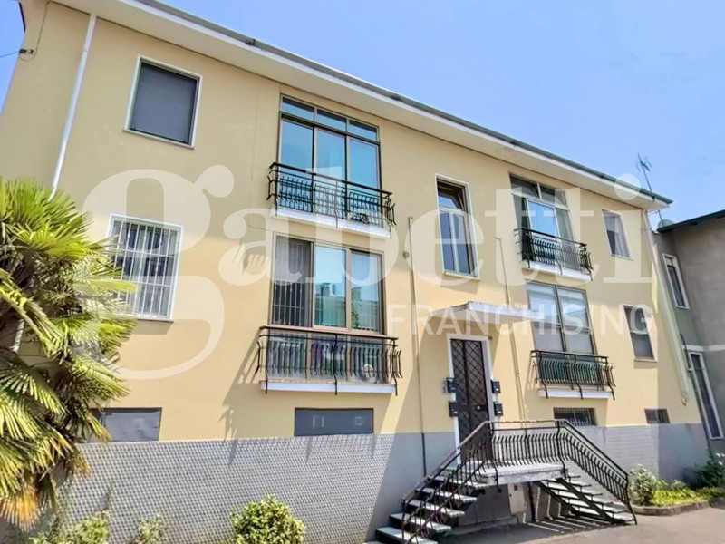 Trilocale in Vendita a San Pietro Mosezzo, 95'000&euro;, 95 m², arredato