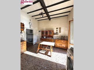 Appartamento in Vendita a Monteriggioni, 135'000&euro;, 105 m²