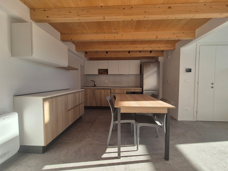 Bilocale in Affitto a Casalecchio di Reno, 1'000&euro;, 64 m², arredato