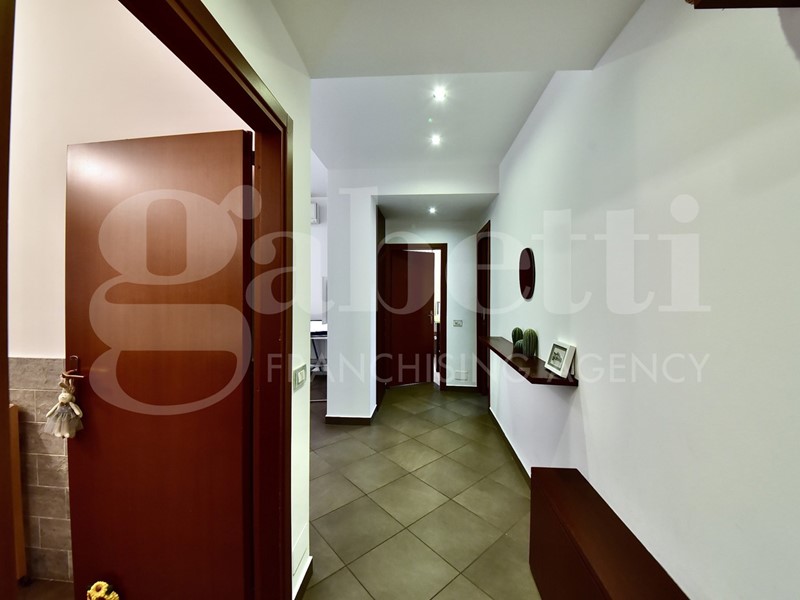 Bilocale in Vendita a Monza, 169'000&euro;, 62 m²