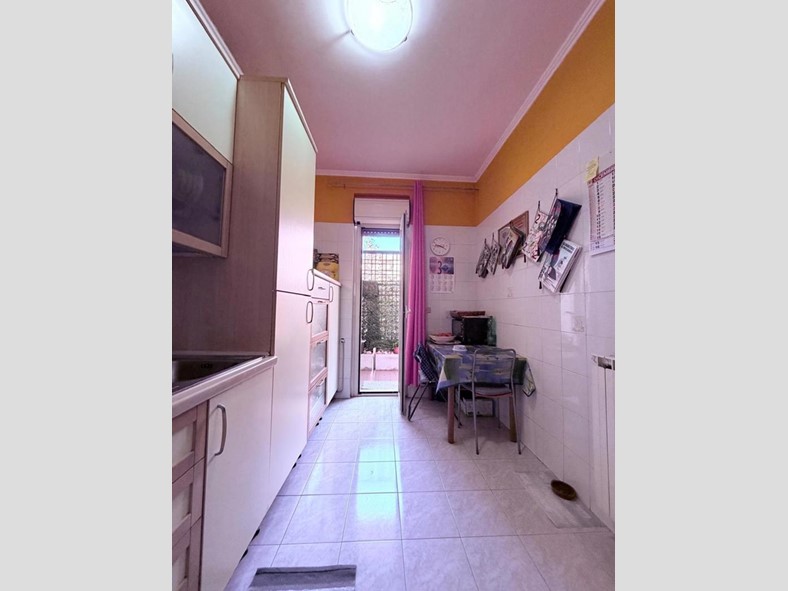 Trilocale in Vendita a Aprilia, 155'000&euro;, 78 m²