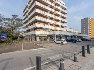 Trilocale in Vendita a Lignano Sabbiadoro, 180'000&euro;, 65 m²