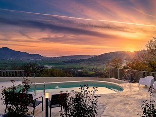 Villa in Vendita a Albanella, 350'000&euro;, 220 m², arredato, con Box