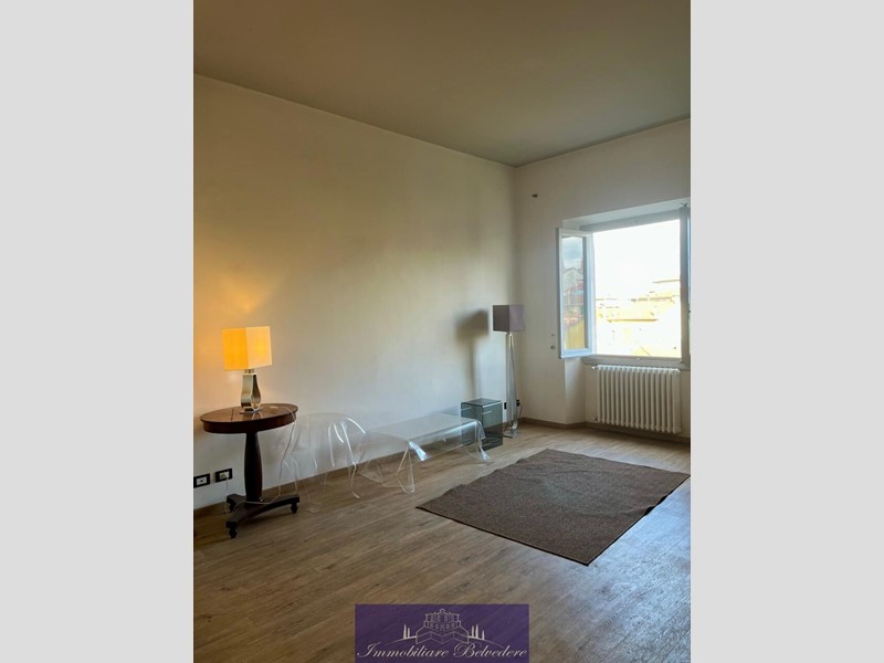 Quadrilocale in Affitto a Firenze, zona Duomo, 2'800&euro;, 100 m², arredato