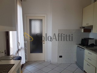 Quadrilocale in Affitto a Sesto Fiorentino, zona Viale Ariosto, 1'200&euro;, 80 m², arredato