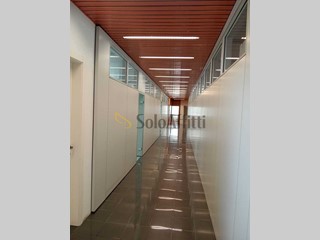 Ufficio in Affitto a Montemarciano, zona Marina, 700&euro;, 72 m²