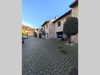 Casa Semi Indipendente in Vendita a Gavardo, 285'000&euro;, 146 m²