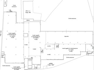 Capannone in Vendita a Gozzano, 1'039'500&euro;, 7700 m²
