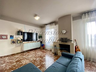 Appartamento in Vendita a Rosignano Marittimo, zona Rosignano Solvay, 199'000€, 150 m²