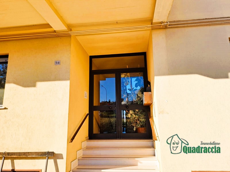 Appartamento in Vendita a Amelia, 60'000&euro;, 84 m²