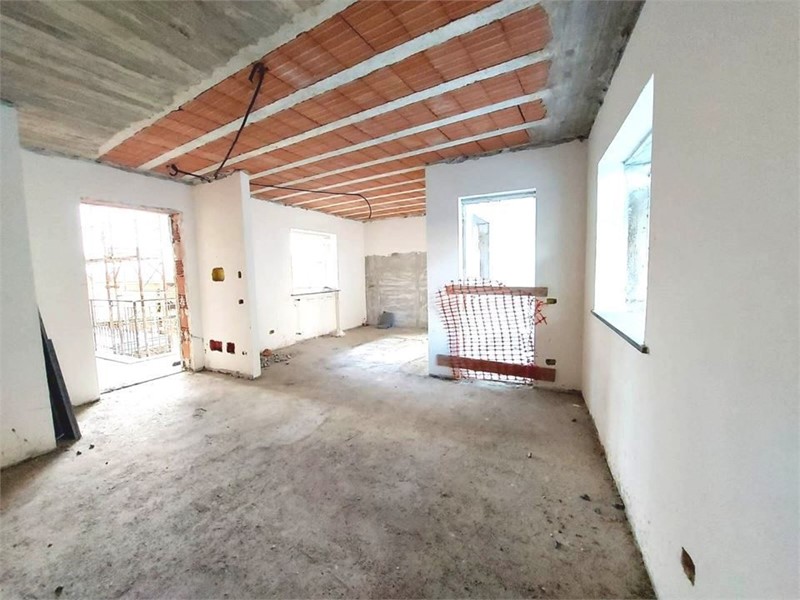 Quadrilocale in Vendita a Cardito, 240'000&euro;, 100 m²