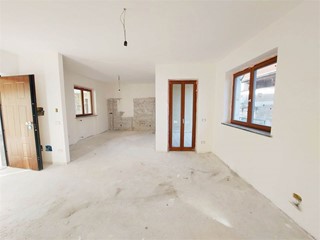 Quadrilocale in Vendita a Cardito, 240'000&euro;, 100 m²