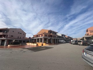 Immobile commerciale in Vendita a Palau, 130'000&euro;, 112 m²