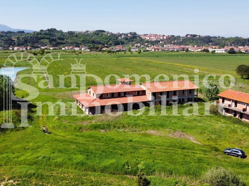 Appartamento in Vendita a Santa Maria a Monte, zona Ponticelli, 1'100'000&euro;, 101479 m²