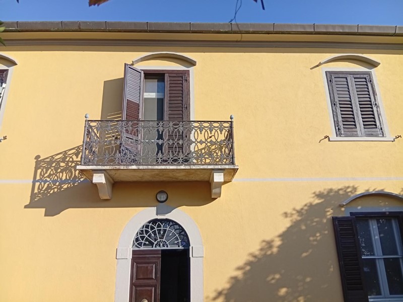 Villa in Vendita a San Giuliano Terme, zona Pontasserchio, 700'000&euro;, 300 m², arredato