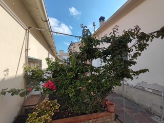 Casa Indipendente in Vendita a Campiglia Marittima, zona Venturina, 185'000&euro;, 165 m², con Box