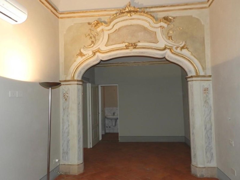 Quadrilocale in Affitto a Cascina, 950&euro;, 100 m², arredato