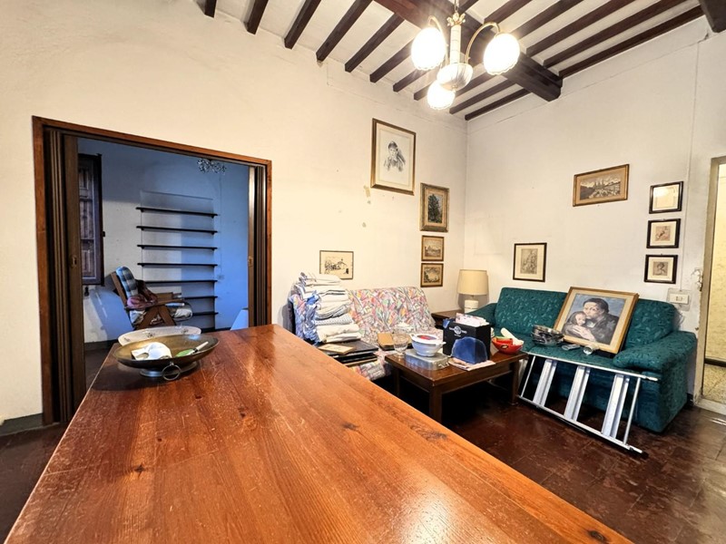 Quadrilocale in Vendita a Poggibonsi, 83'000&euro;, 87 m²