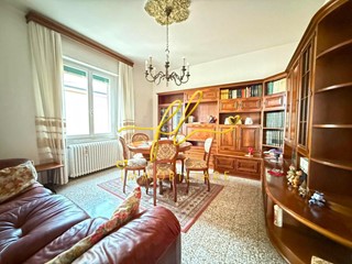 Quadrilocale in Vendita a Cecina, 240'000&euro;, 100 m², con Box