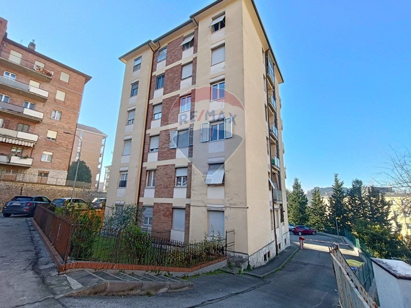 Quadrilocale in Vendita a Perugia, 95'000&euro;, 100 m²