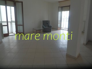 Appartamento in Vendita a Savona, 150'000&euro;, 129 m²