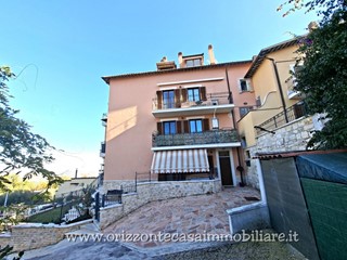 Appartamento in Vendita a Ascoli Piceno, 179'000&euro;, 190 m²