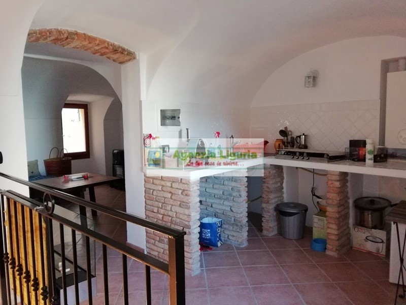 Quadrilocale in Vendita a Perinaldo, 55'000&euro;, 40 m²
