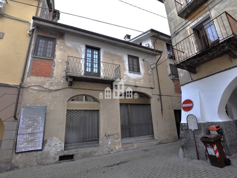 Casa Indipendente in Vendita a Pont Canavese, 65'000&euro;, 90 m²
