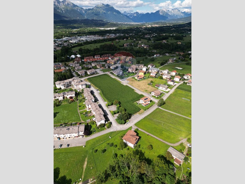 Terreno edificabile in Vendita a Borgo Valbelluna, 65'000&euro;, 686 m²