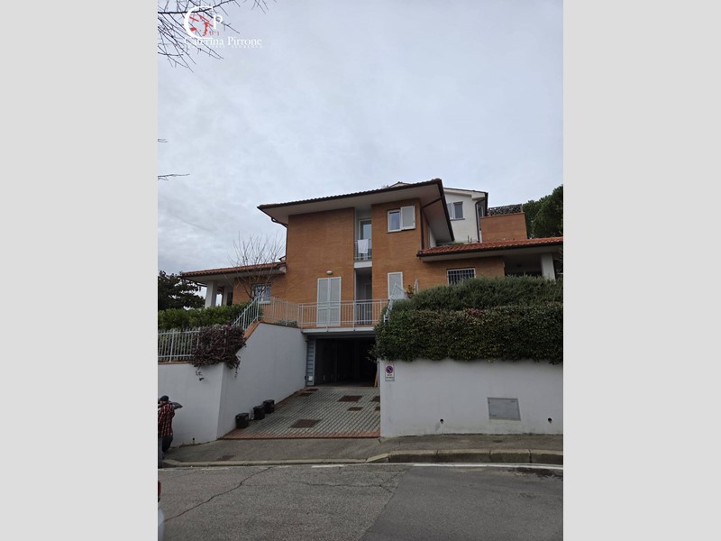 Trilocale in Vendita a Greve in Chianti, 360'000&euro;, 106 m²