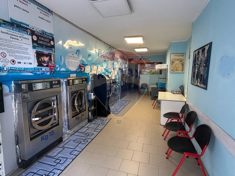 Immobile commerciale in Vendita a Sassari, 54'900&euro;, 87 m²