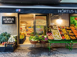 Attività commerciale in Vendita a Catania, 40'000&euro;, 40 m²