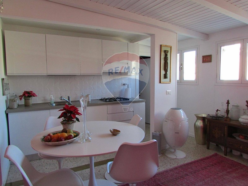 Bilocale in Vendita a Catania, 98'000&euro;, 52 m²