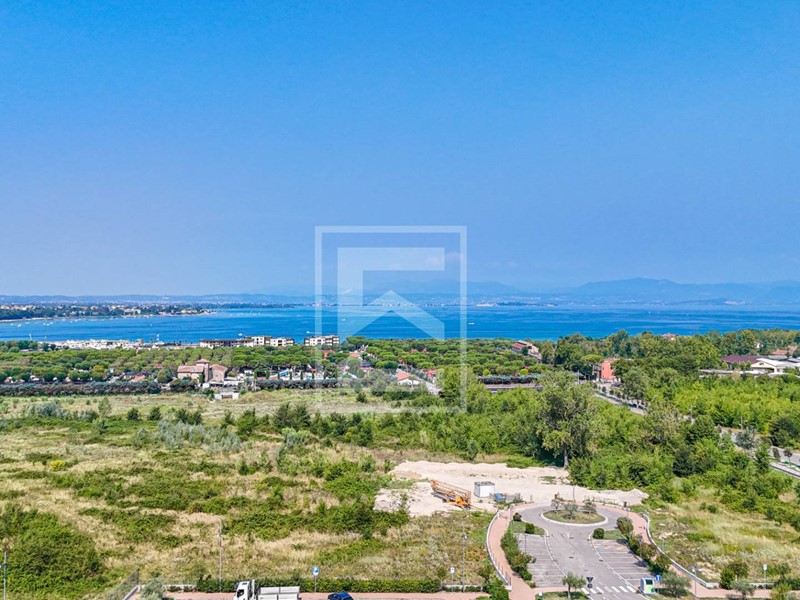 Quadrilocale in Vendita a Castelnuovo del Garda, 648'000&euro;, 142 m²